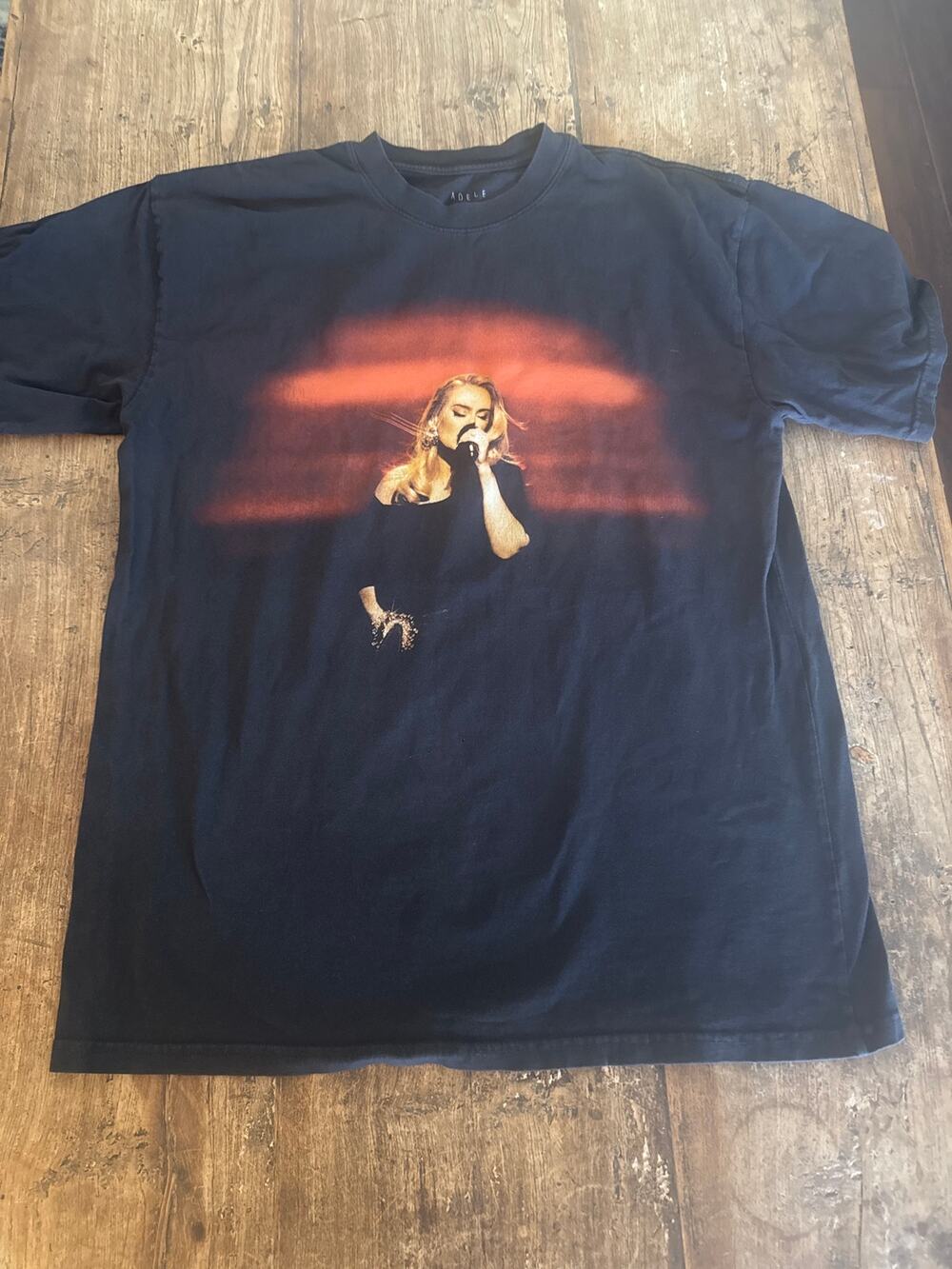 Adele Cesar’s Palace Las Vegas concert tee Large